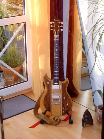 Ibanez st300 hotsell