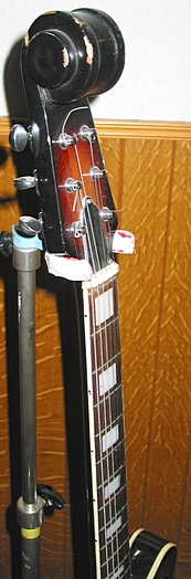 1970Headstock